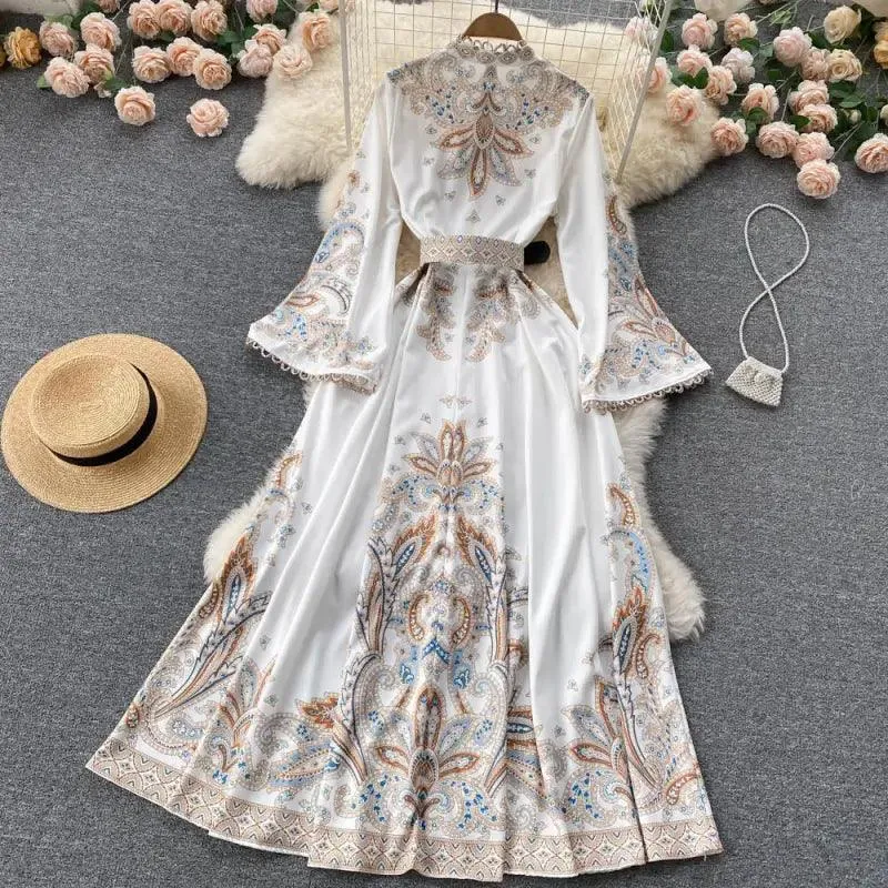 European And American Style Retro Printed Bell Sleeve Dress