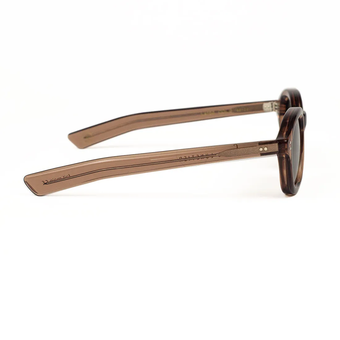 "Largo" sunglasses in translucent "Root Beer" color