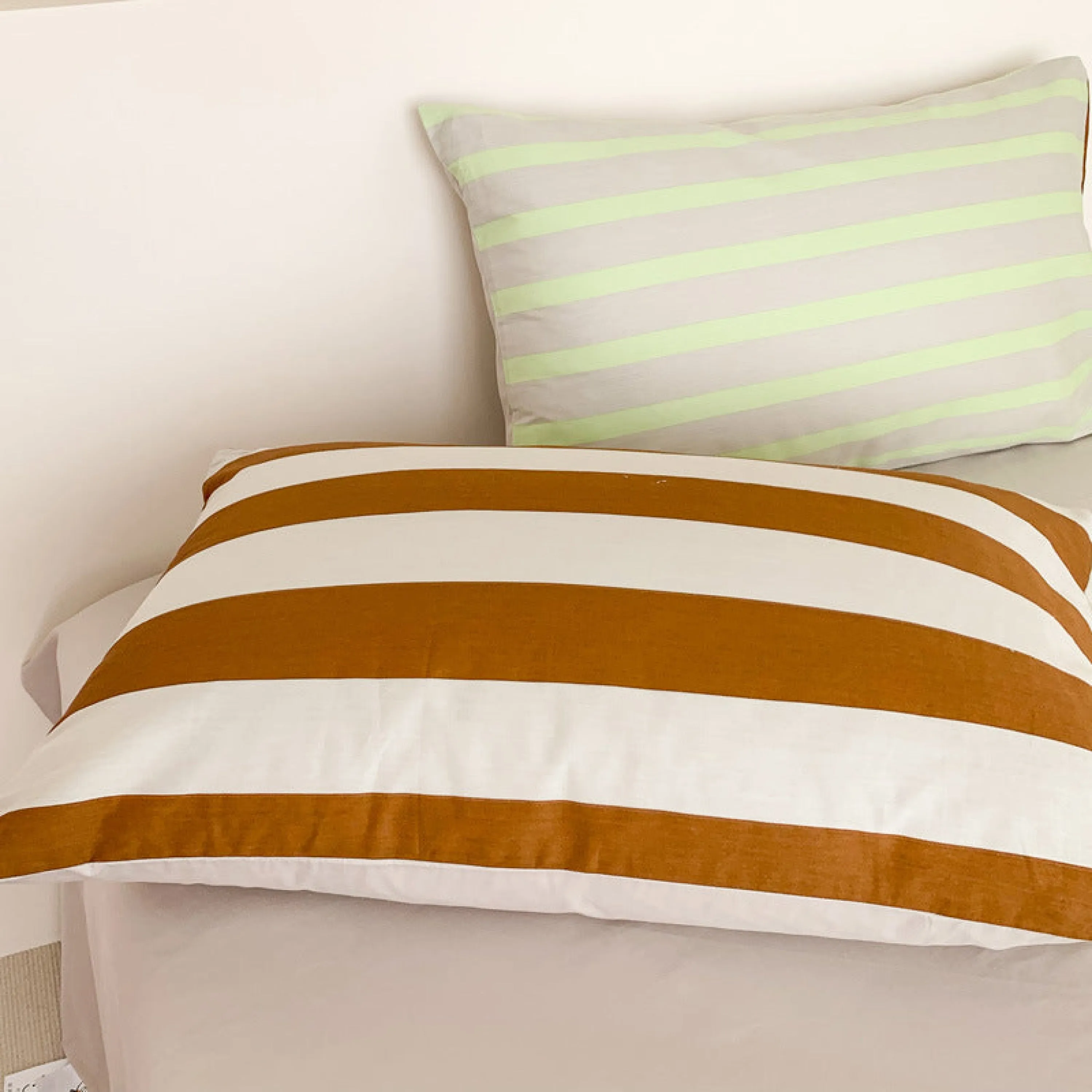 Y2K Pastel Wavy Striped Pillowcases (6 Styles)